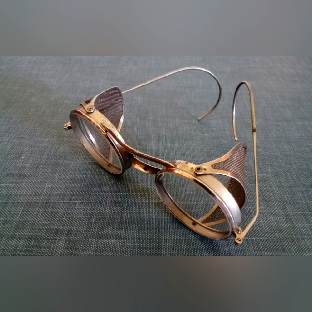 STEAMPUNK/COSPLAY/HALLOWEEN GOOGLES